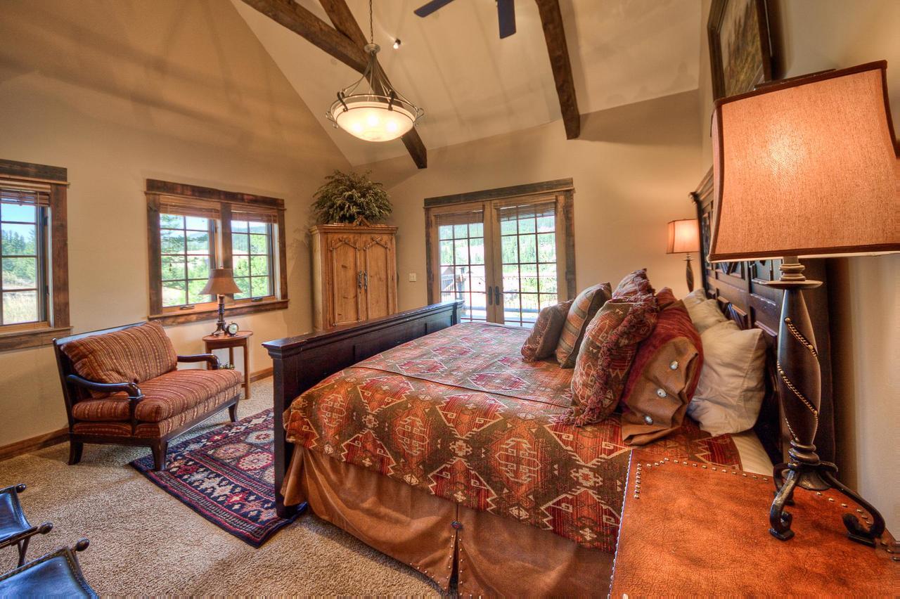ביג סקיי Antler Ridge Lodge מראה חיצוני תמונה