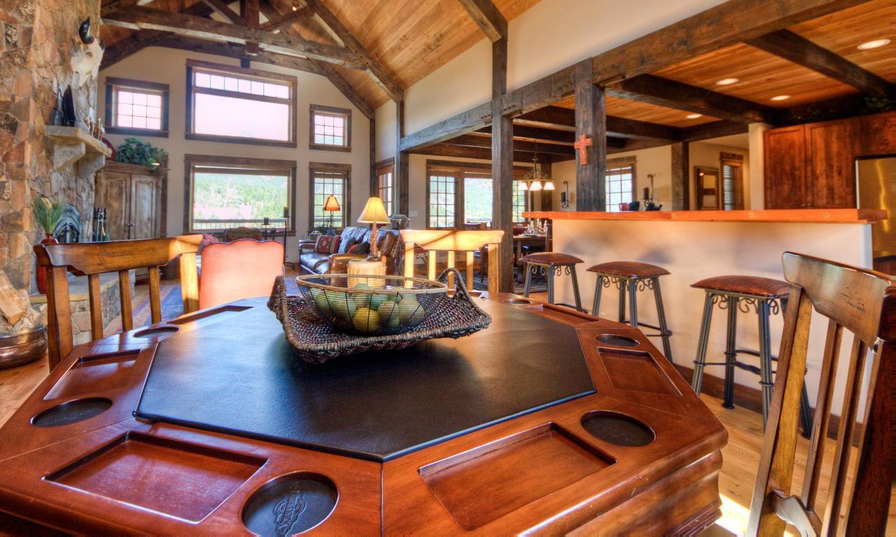 ביג סקיי Antler Ridge Lodge מראה חיצוני תמונה