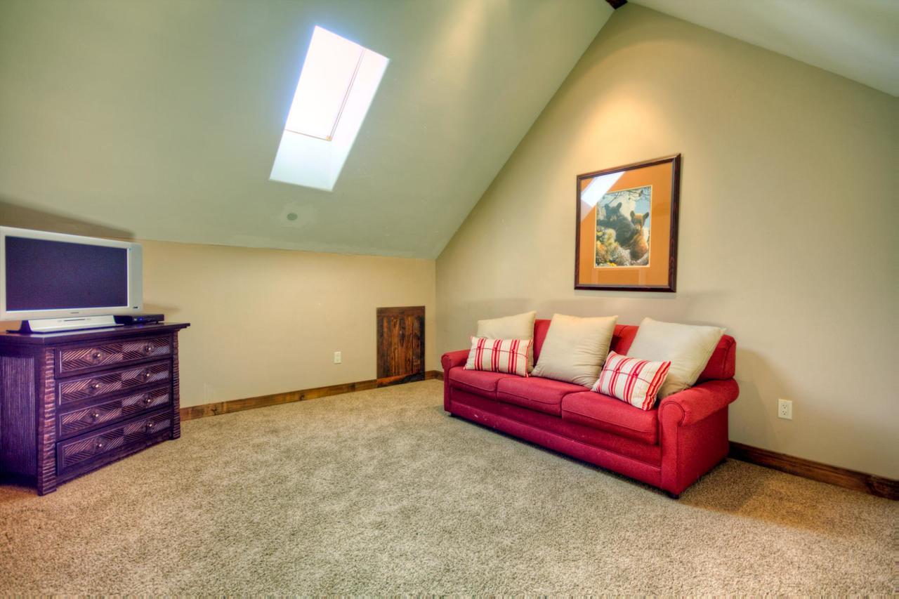 ביג סקיי Antler Ridge Lodge מראה חיצוני תמונה